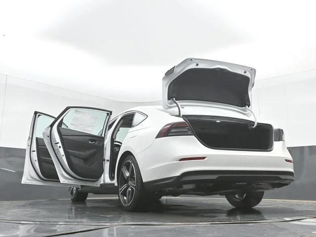 New 2026 Platinum White Pearl Honda SE image 57