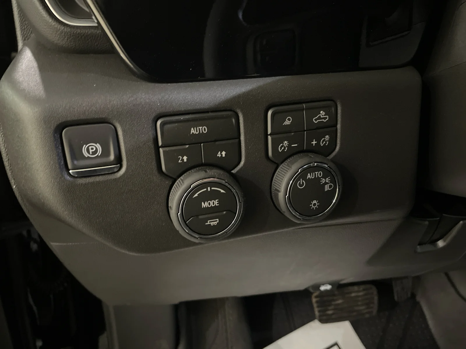 2026 Chevrolet Silverado 1500 LT - Photo 12