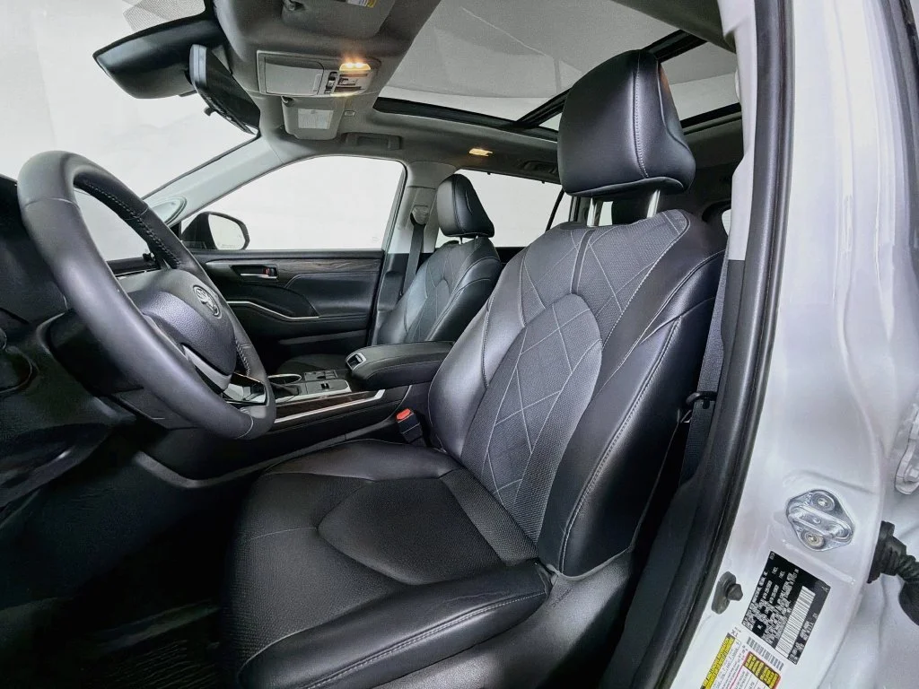 Used 2024 Beige Toyota Platinum image 12