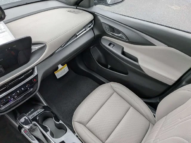 New 2026 Moonstone Gray Metallic Buick Avenir image 18