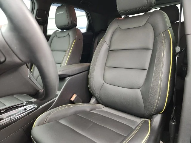 Used 2025 Blue Chevrolet ACTIV image 14