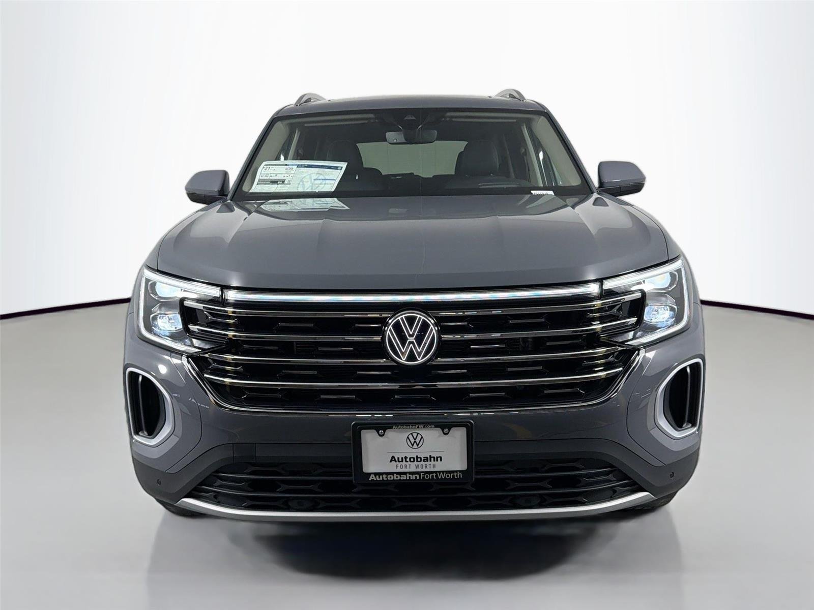 New 2026 Pure Gray Volkswagen 2.0T SEL image 2