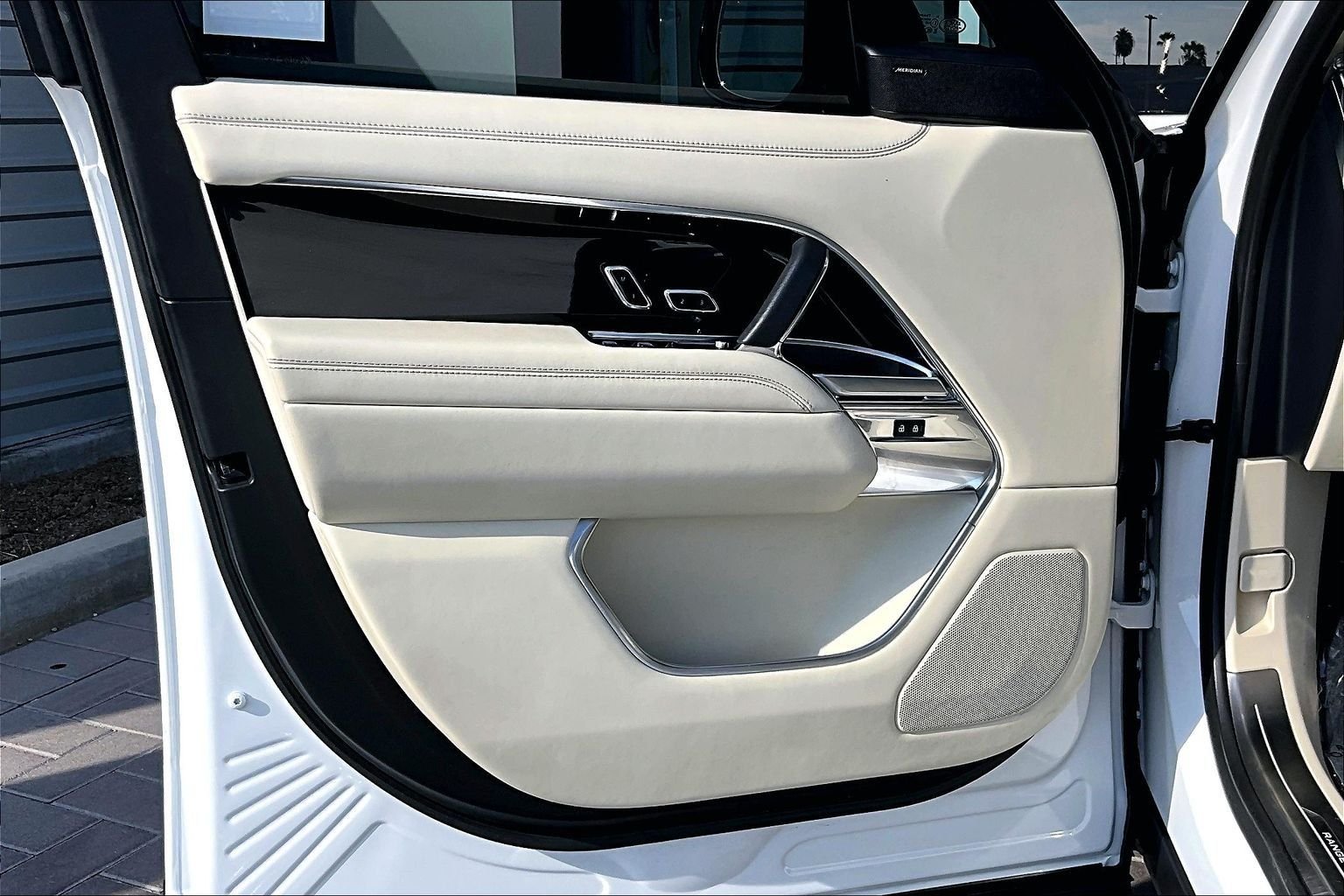 Certified Used 2023 White Land Rover SE image 20