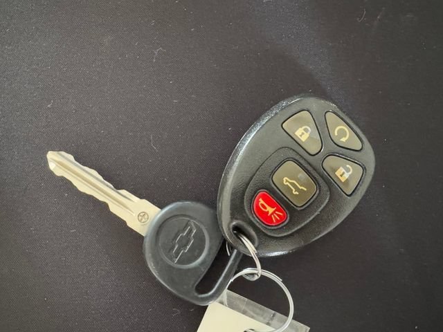 Used 2015 TUNGSTEN METALLIC Chevrolet LT image 38