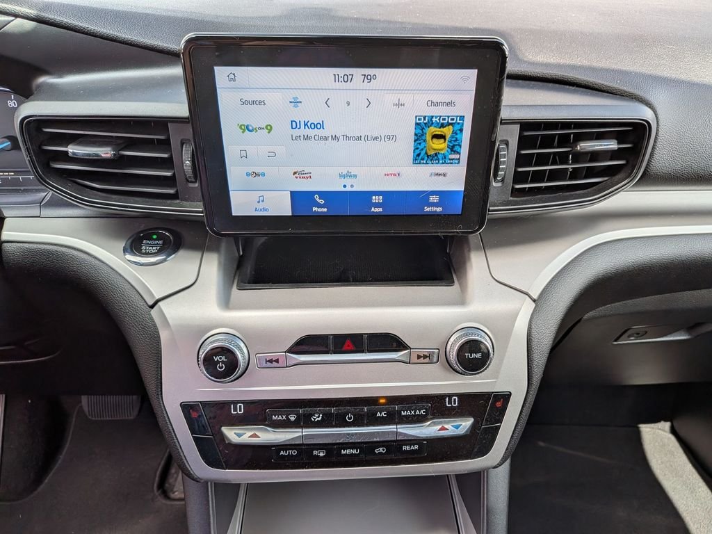 Used 2021 Silver Ford XLT image 22