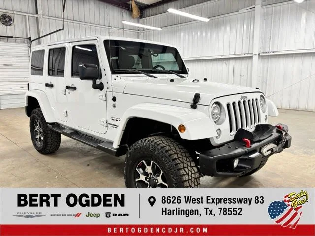 2017 Jeep Wrangler Unlimited Sahara 4WD photo