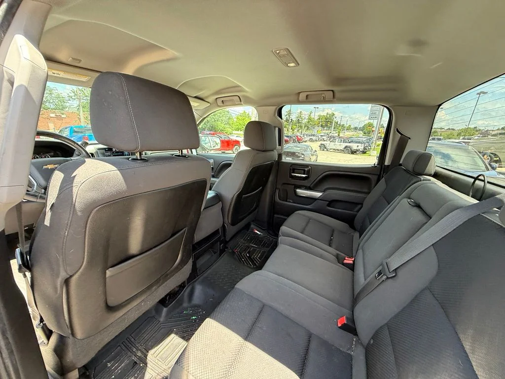 Used 2014 White Chevrolet LT image 24