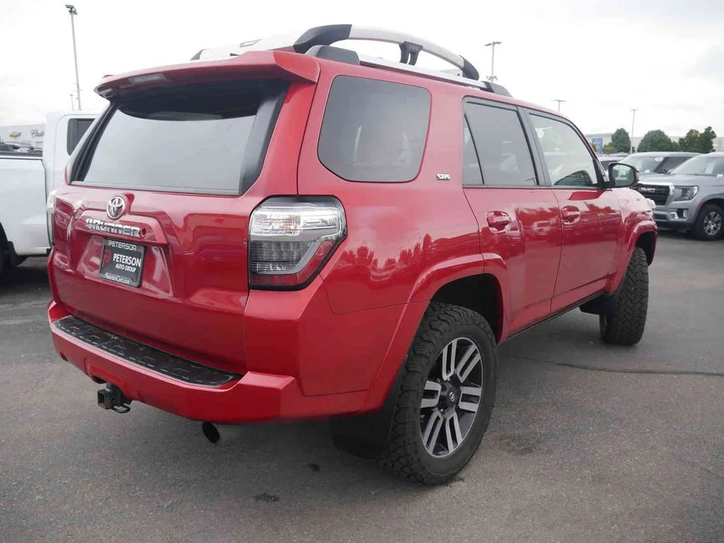Used 2020 Red Toyota SR5 image 22