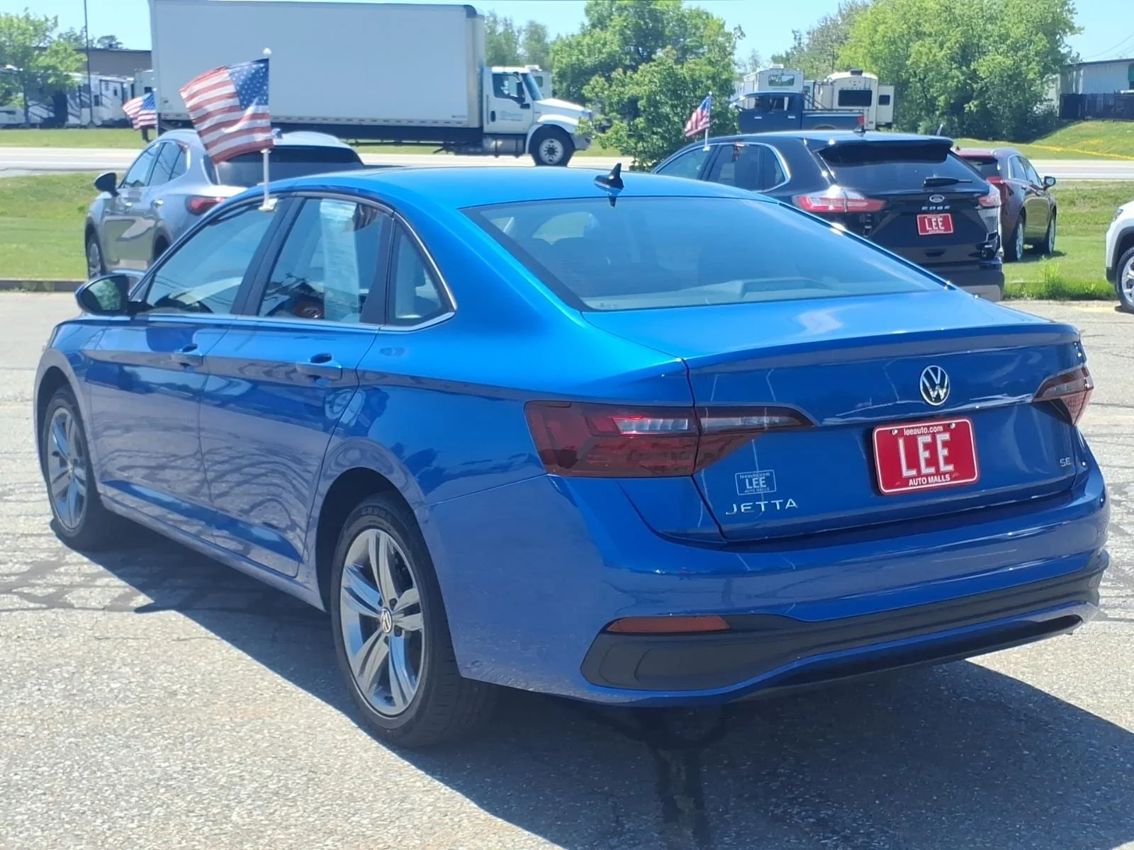 Used 2024 Blue Volkswagen 1.5T SE image 7