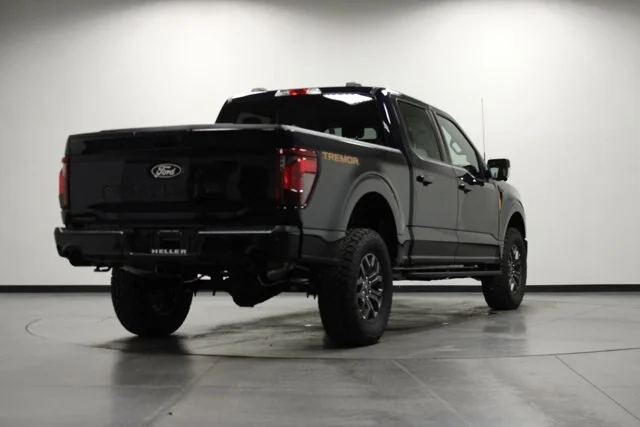 New 2026 Antimatter Blue Metallic Ford Tremor® image 27