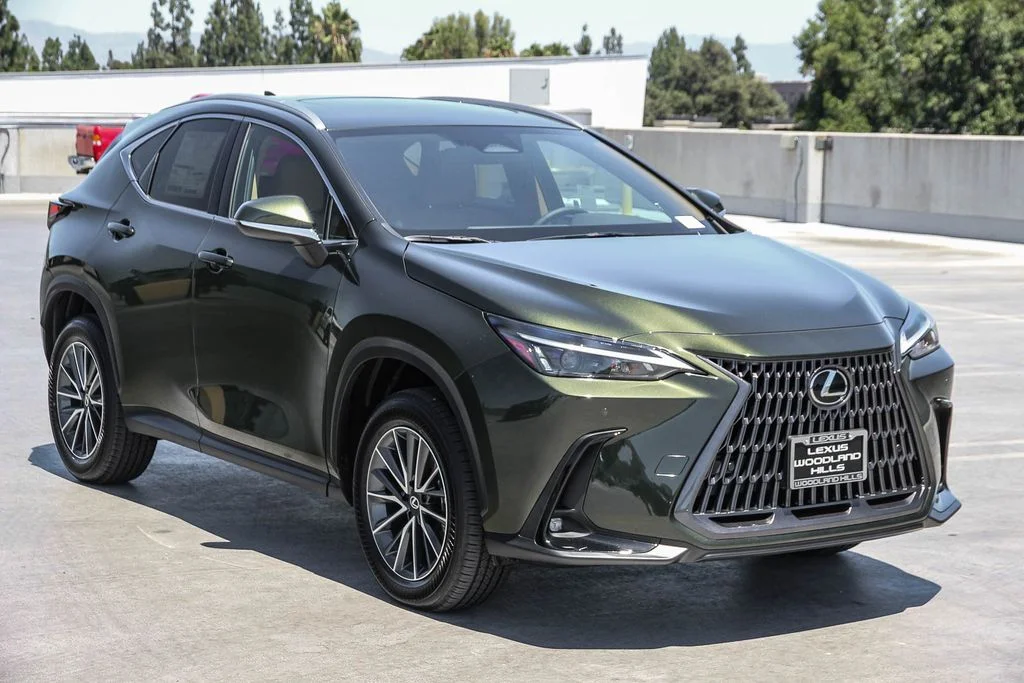 New 2026 Nori Green Pearl Lexus  350 AWD image 3