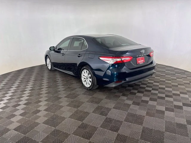 Used 2018 Blue Toyota LE image 7