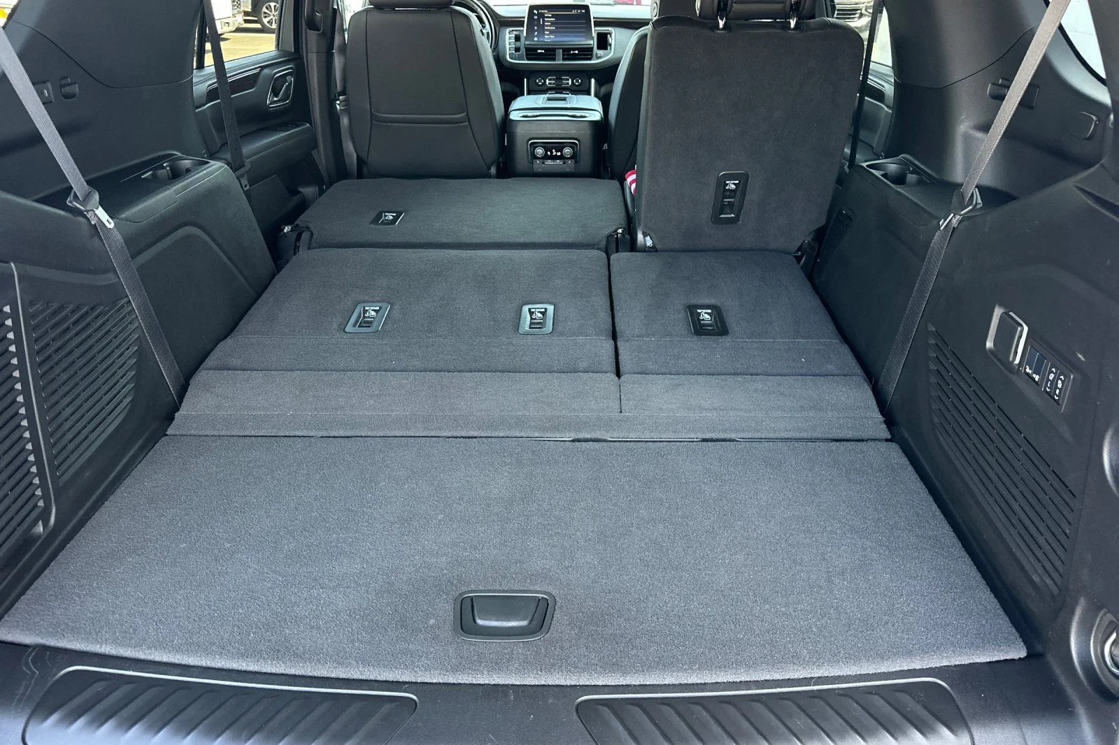 2024 Chevrolet Tahoe LT - Photo 18