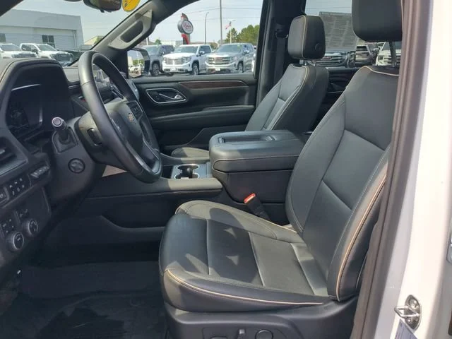 Used 2023 SUMMIT WHITE Chevrolet Premier image 11