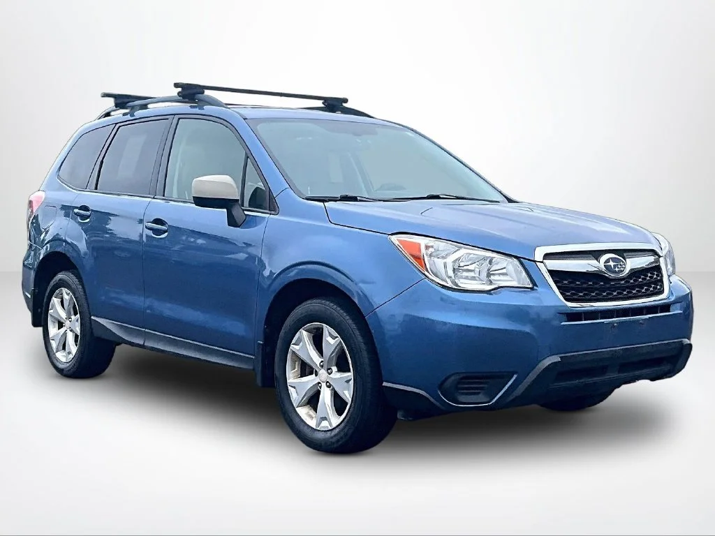 Used 2015 Blue Subaru 2.5i Premium image 11