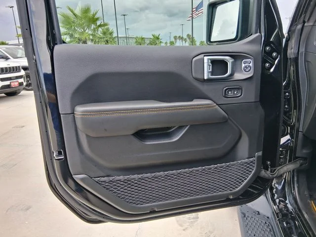 New 2026 Black Clear-Coat Exterior Paint Jeep Texas Trail image 18