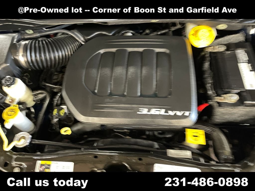 Used 2016 Blue Dodge R/T image 10