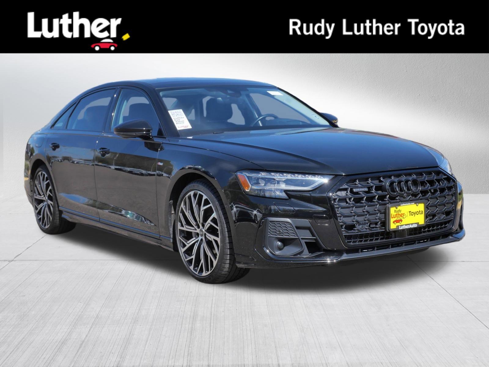 2023 Audi A8 55 TFSI L quattro Tiptronic's photo