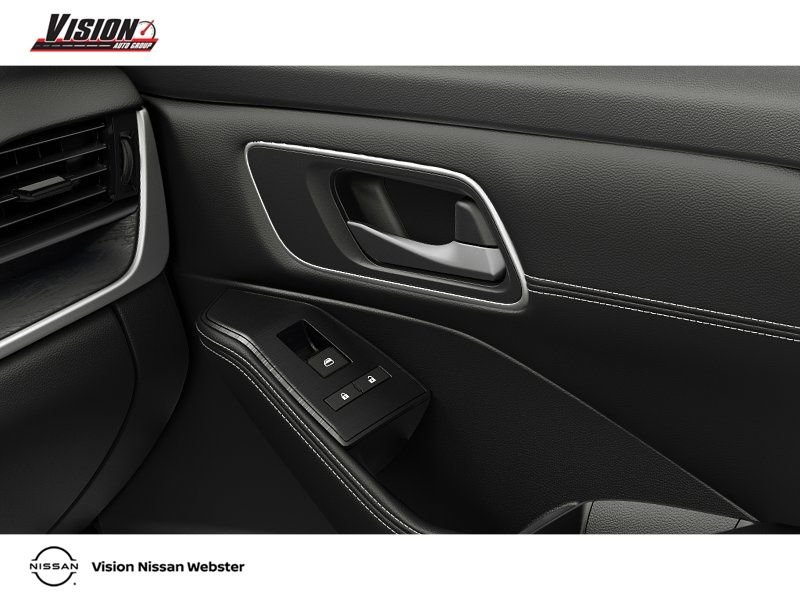 New 2026 White Nissan Platinum image 22