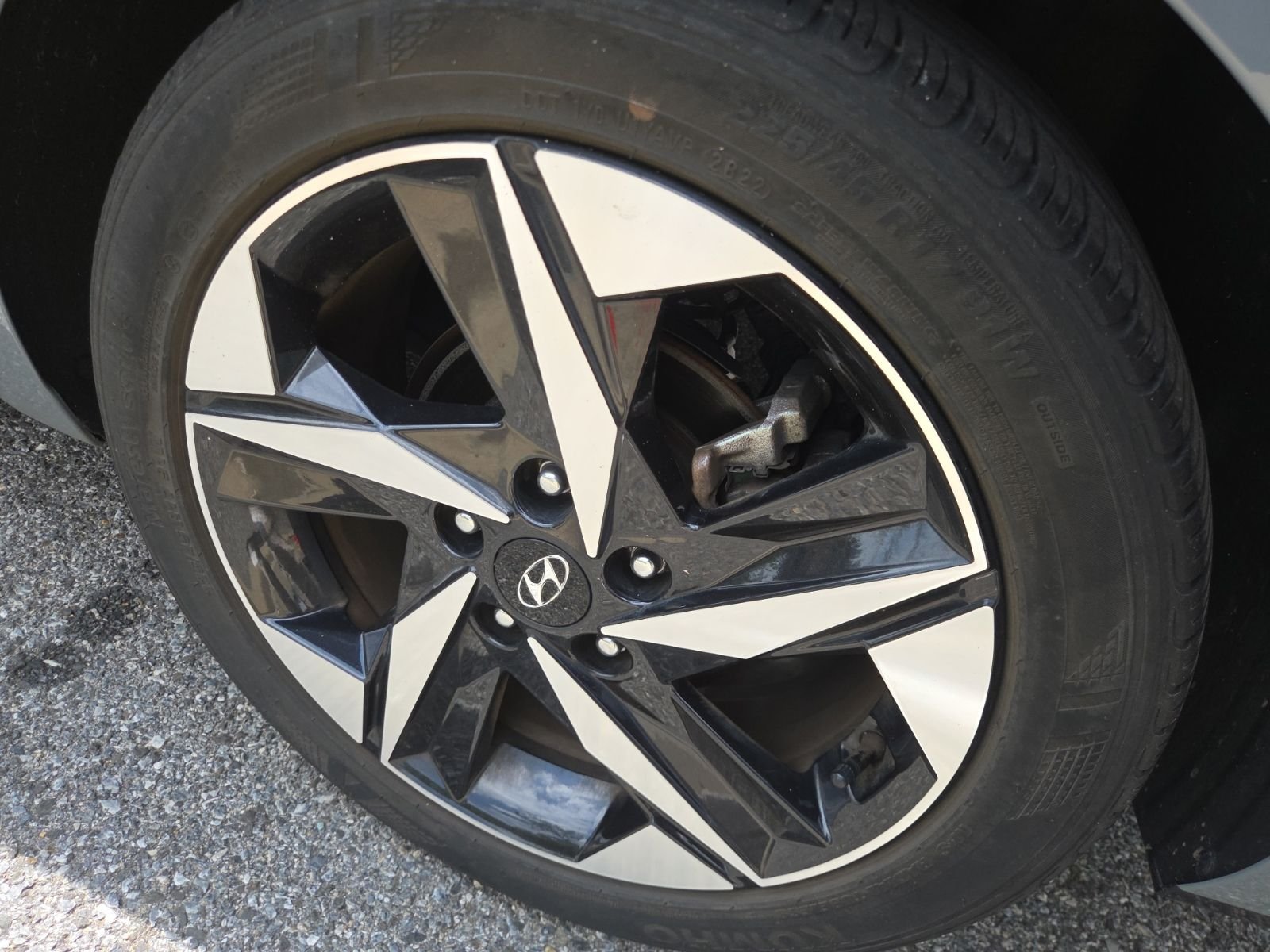Used 2023 Gray Hyundai Limited image 26