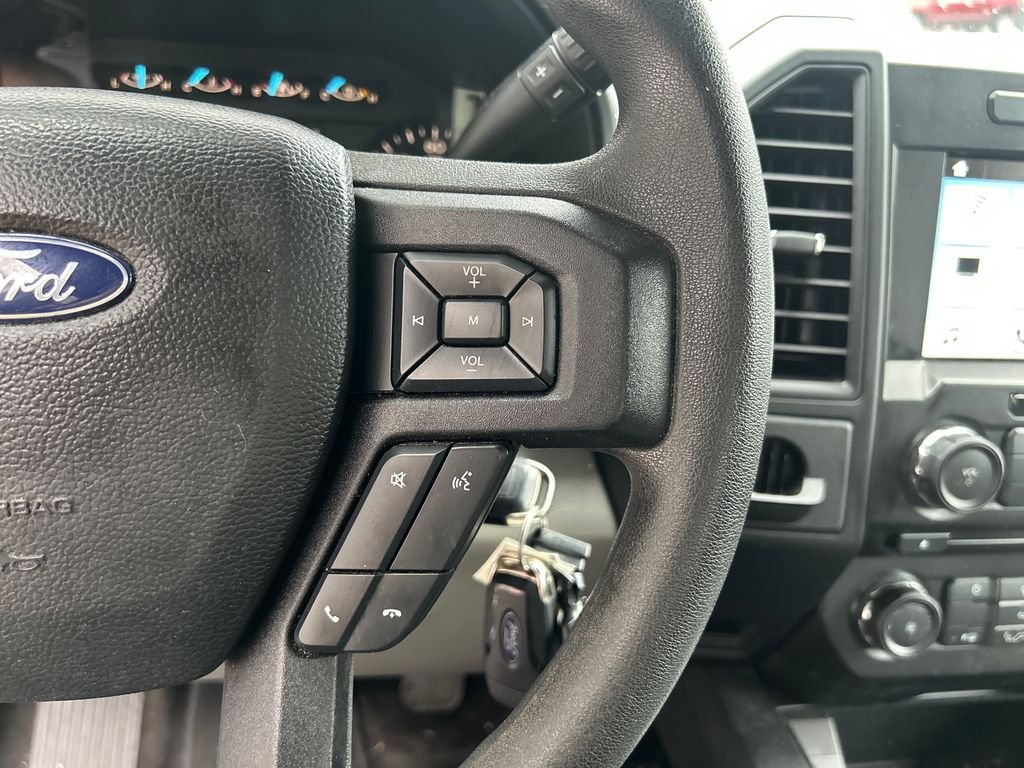 Used 2018 Blue Ford XL image 19