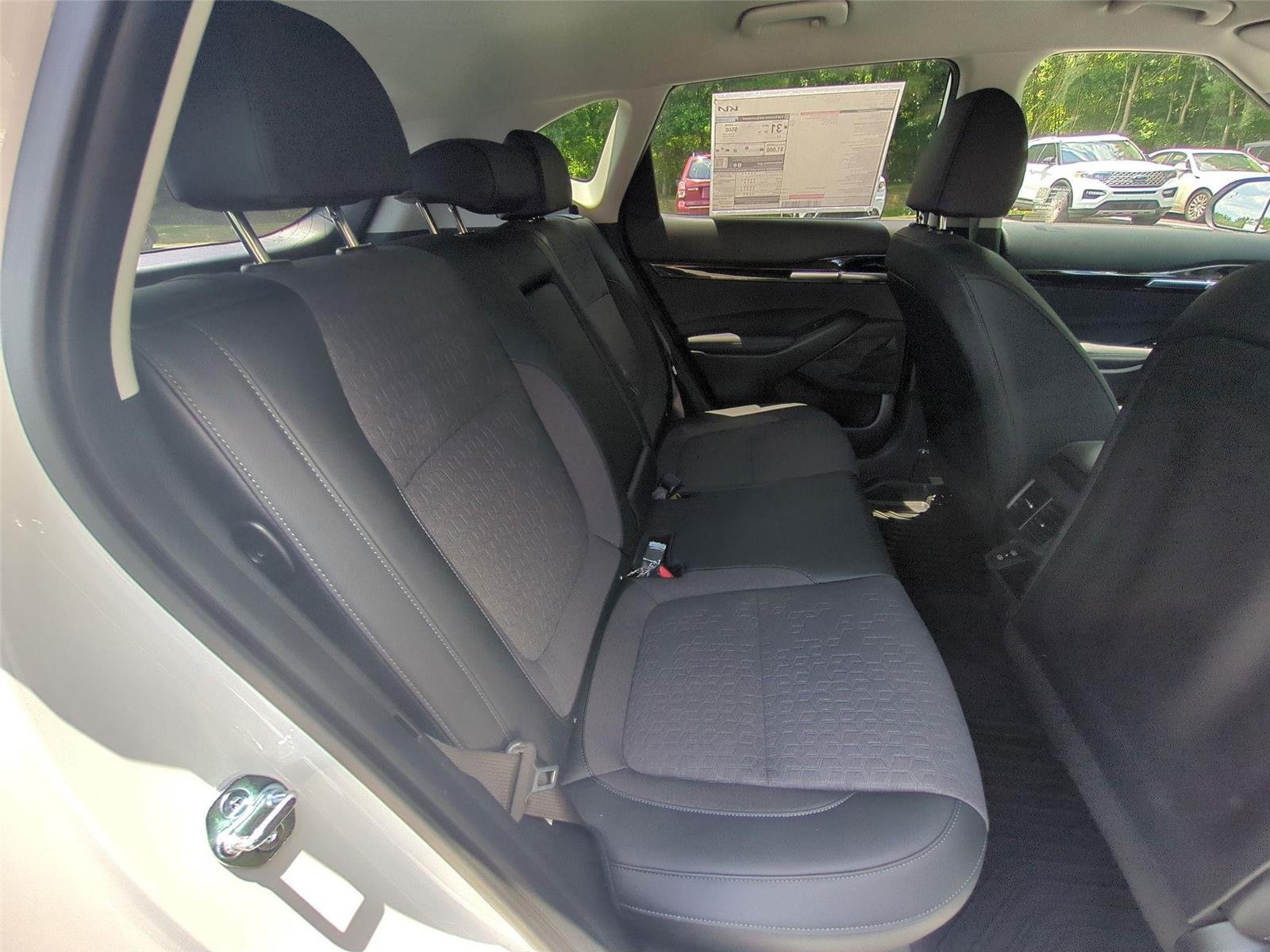New 2026 Snow White Pearl Kia S image 35