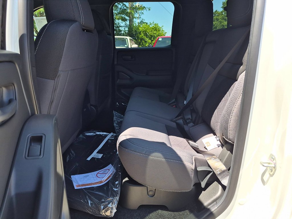 New 2026 Glacier White Nissan Crew Cab SV image 15