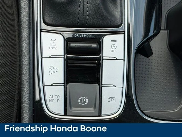 Used 2022 Black Hyundai SEL image 28
