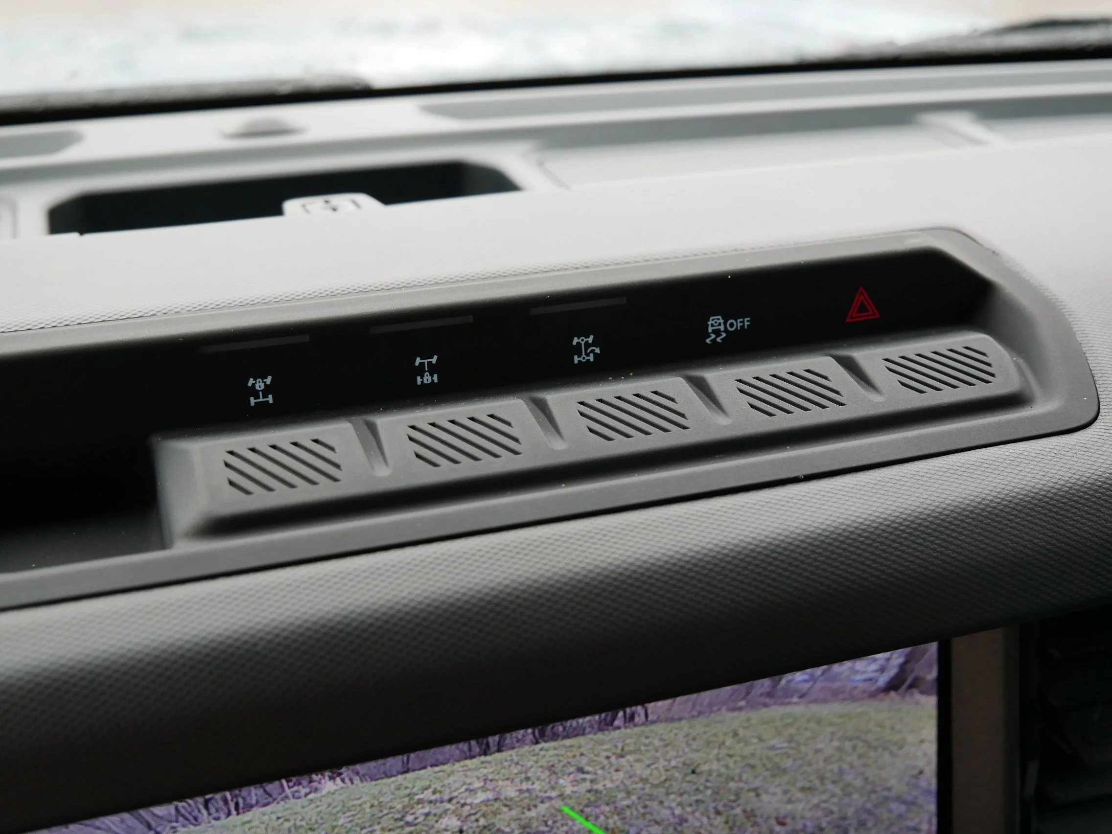 New 2025 Azure Gray Metallic Ford Base image 30