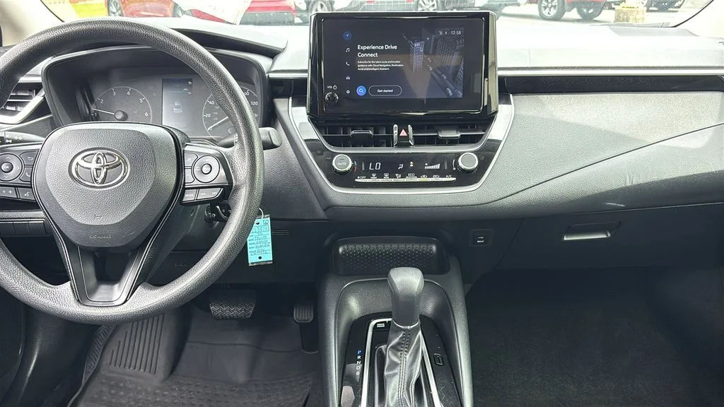 Used 2025  Toyota LE image 8