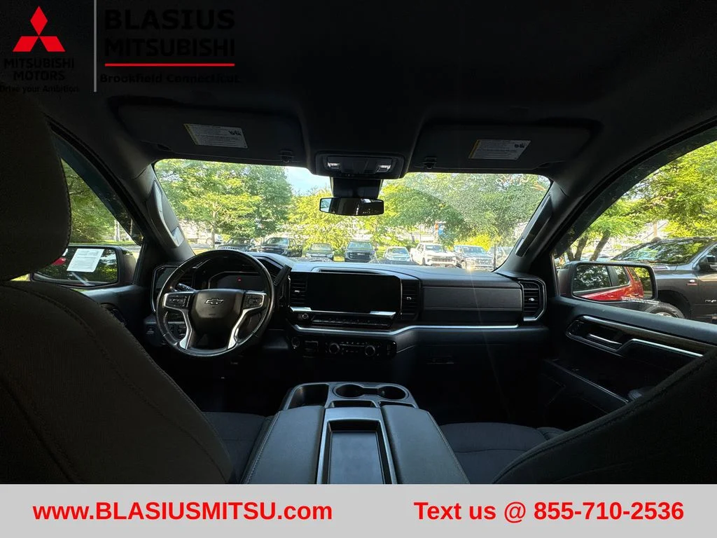 Used 2022 Red Chevrolet LT Trail Boss image 32