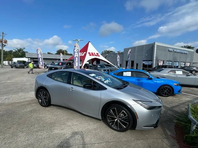 Used 2023 Red Toyota XLE image 3