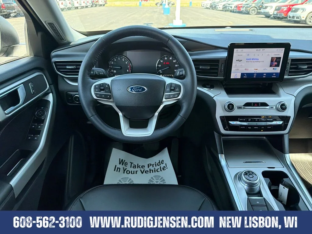 Used 2024 Blue Ford XLT image 13