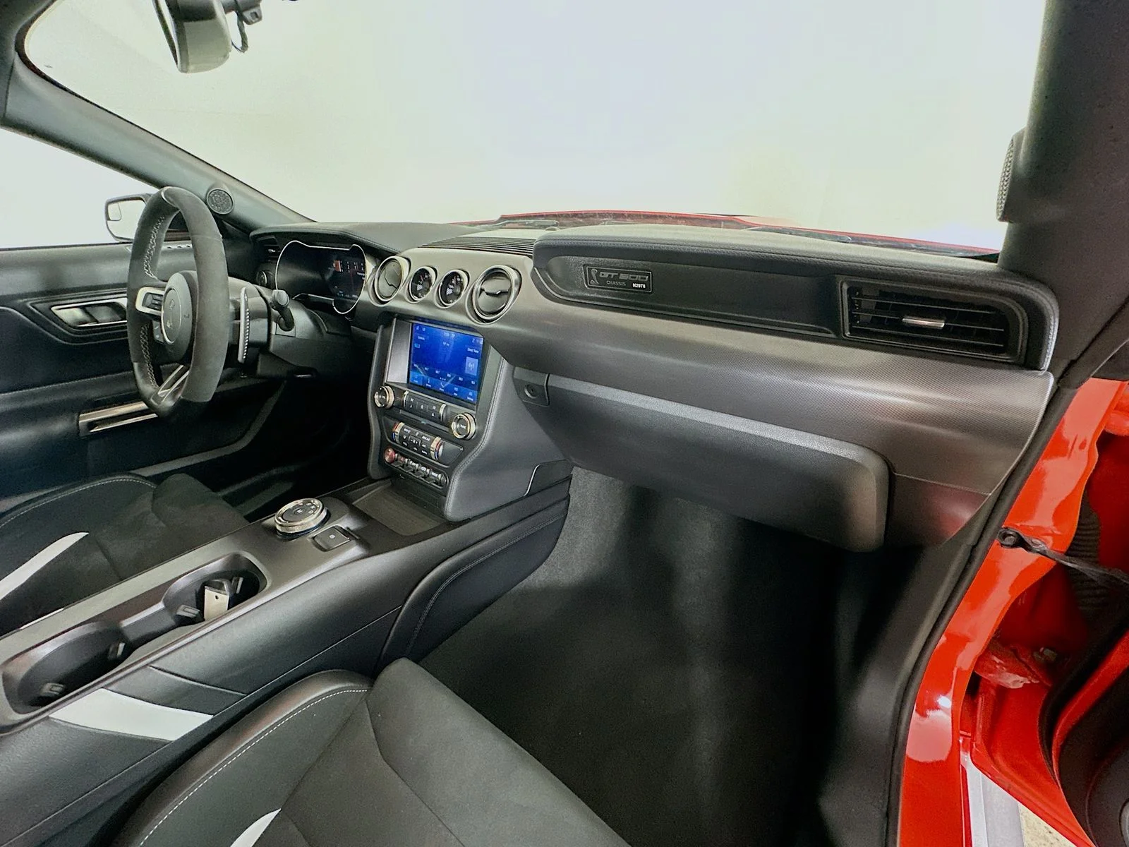 Used 2022 Orange Ford  image 41