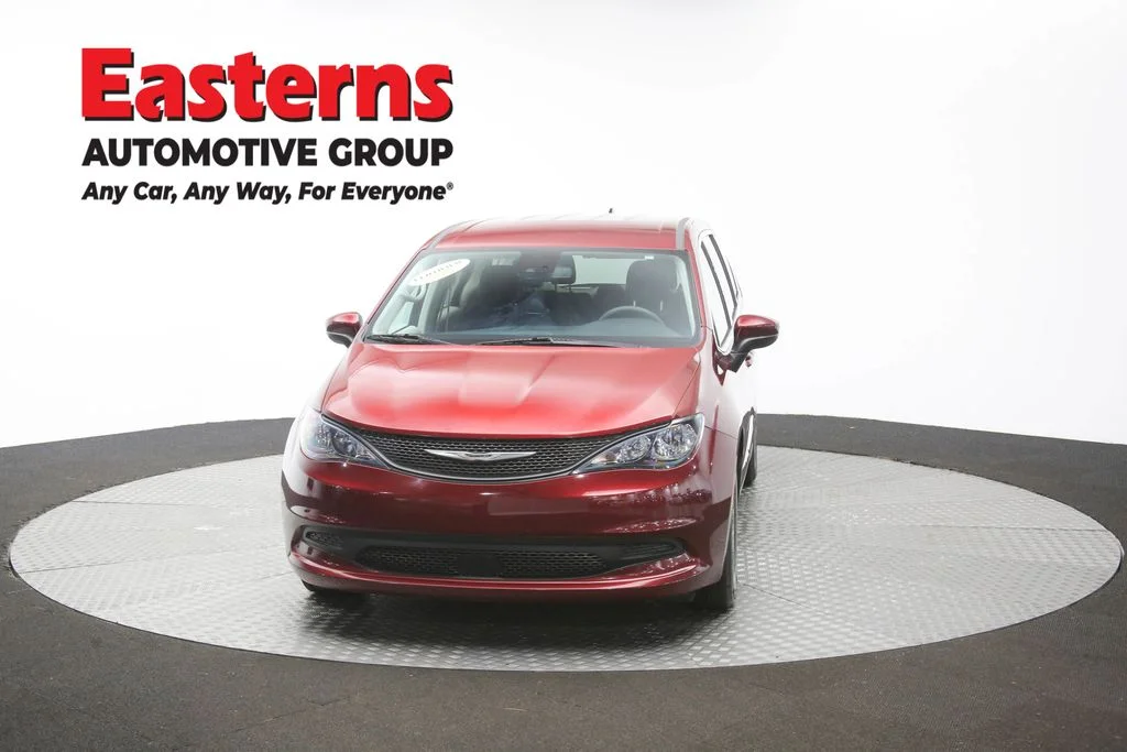 Used 2023 Red Chrysler LX image 49