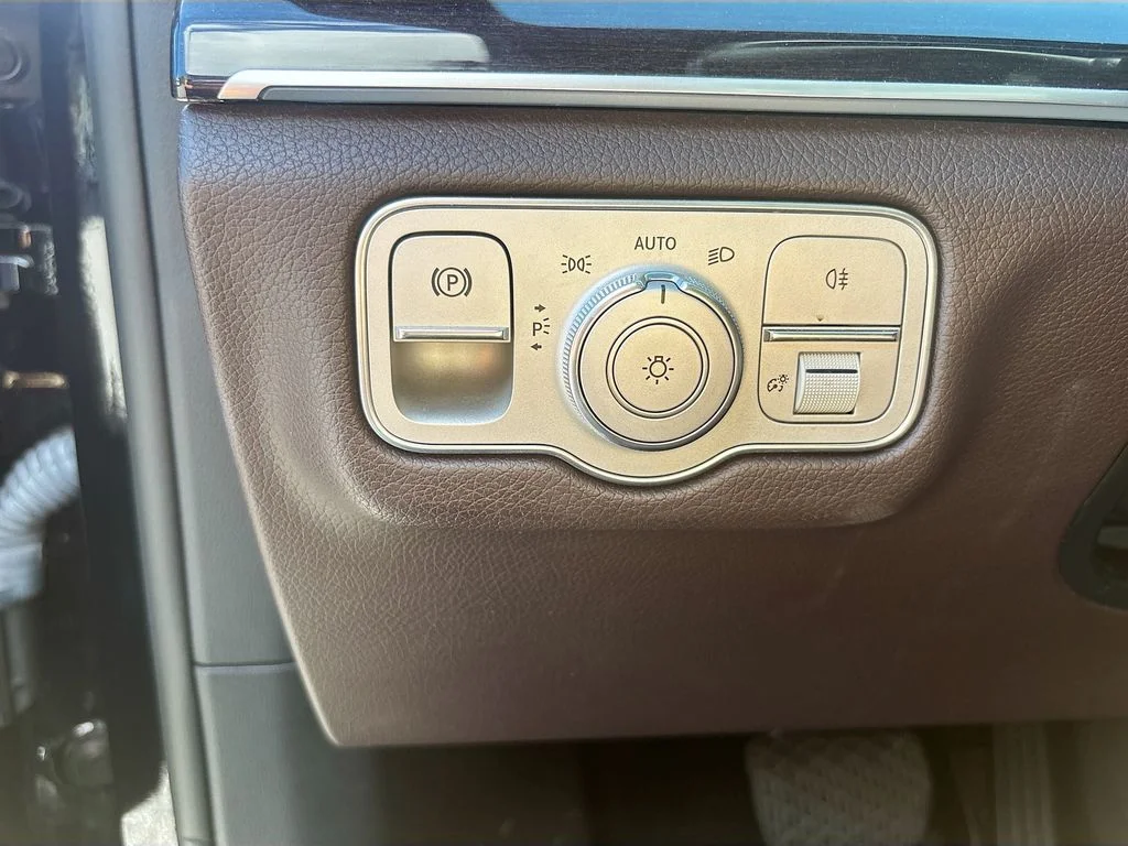 Used 2022 Black Mercedes-Benz GLS 450 image 45
