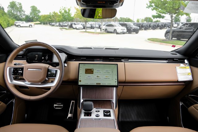 New 2027 Gold Land Rover SE image 18