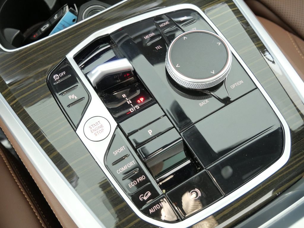Certified Used 2024 Skyscraper Grey Metallic BMW xDrive40i image 53