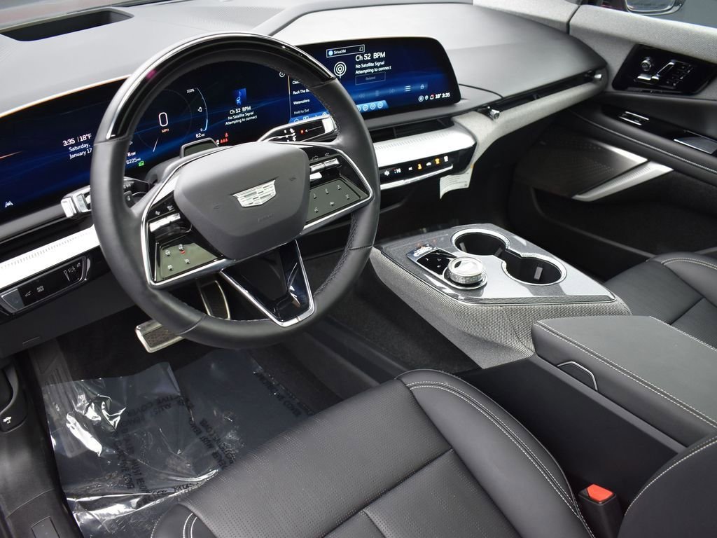 2025 CADILLAC OPTIQ - Image 13
