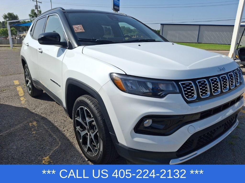 Used 2025 White Jeep Limited image 5