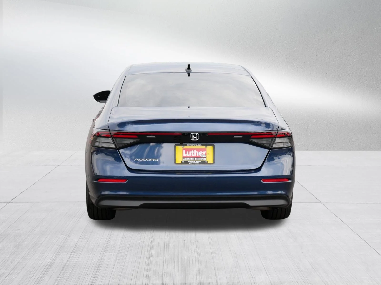 Used 2026 Canyon River Blue Metallic Honda SE image 6