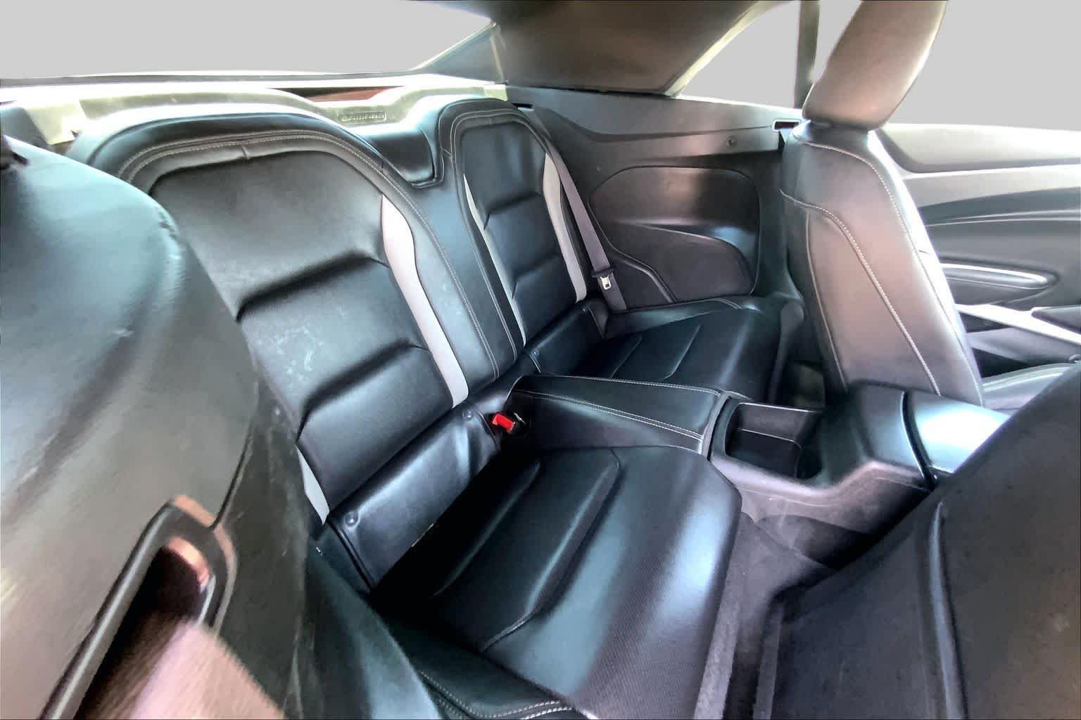 Used 2022 Wild Cherry Tintcoat Chevrolet 2LT image 17