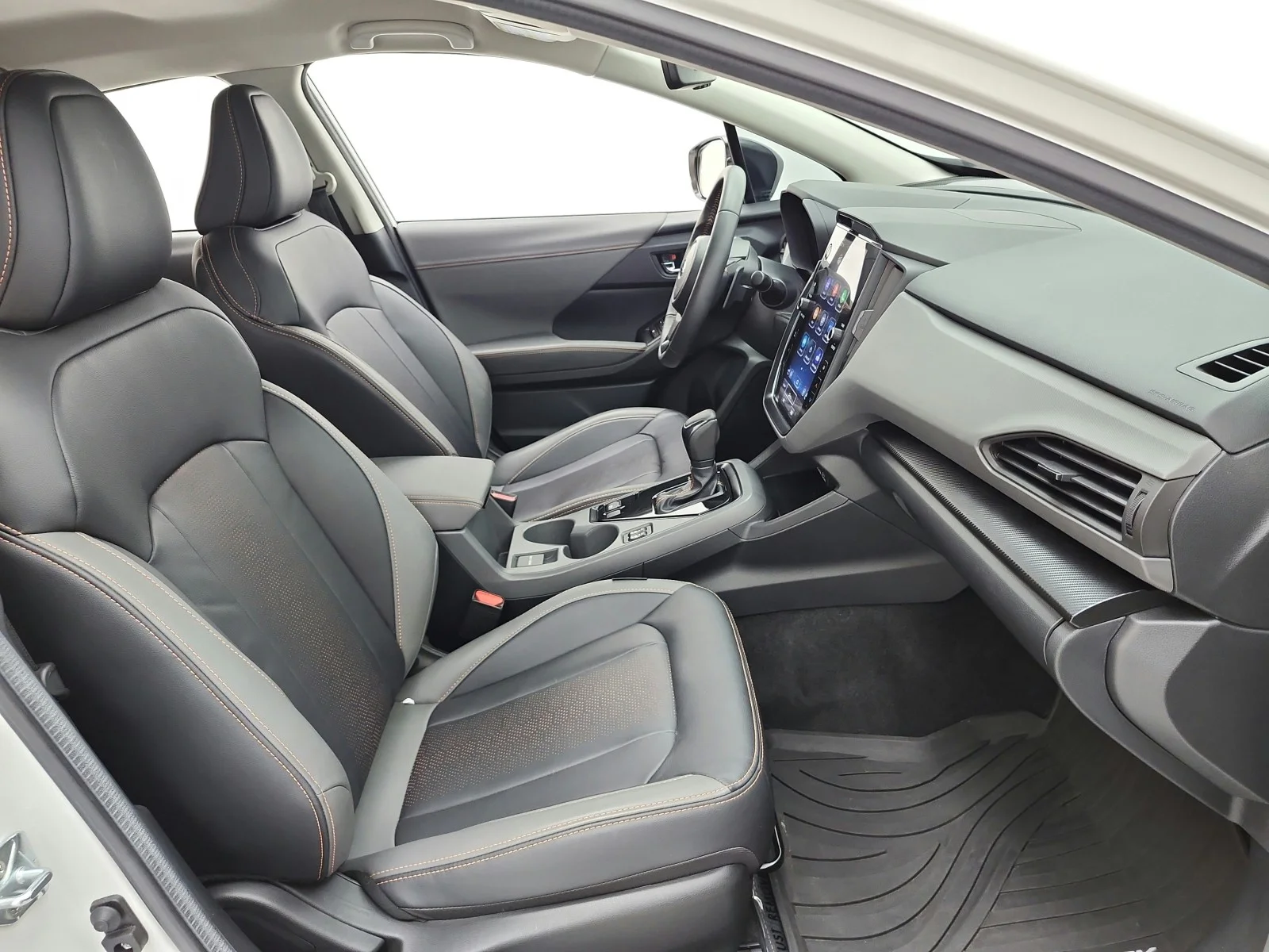 Used 2024 Crystal White Pearl Subaru Limited AWD image 18