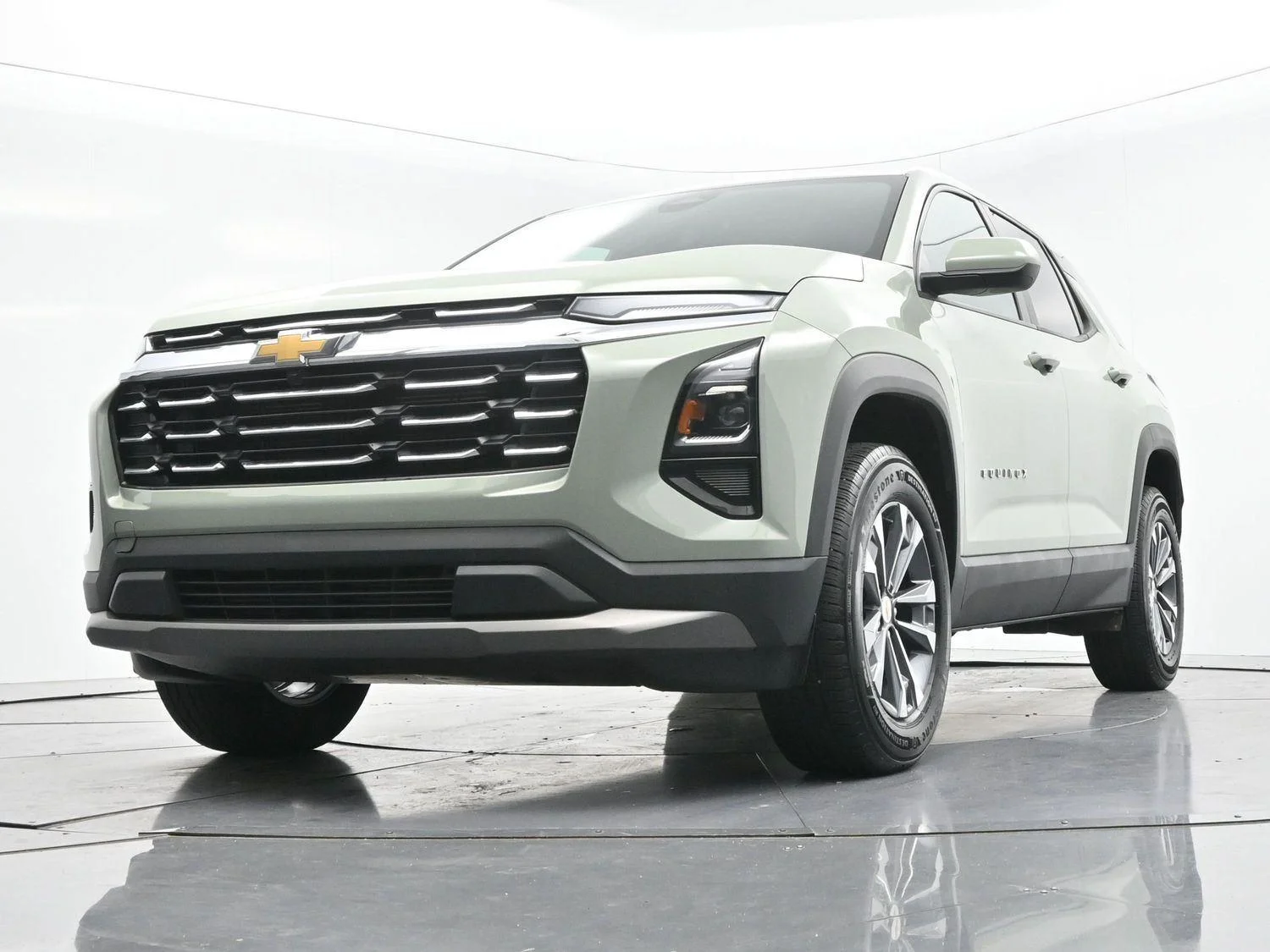Used 2025 Cacti Green Chevrolet LT image 43