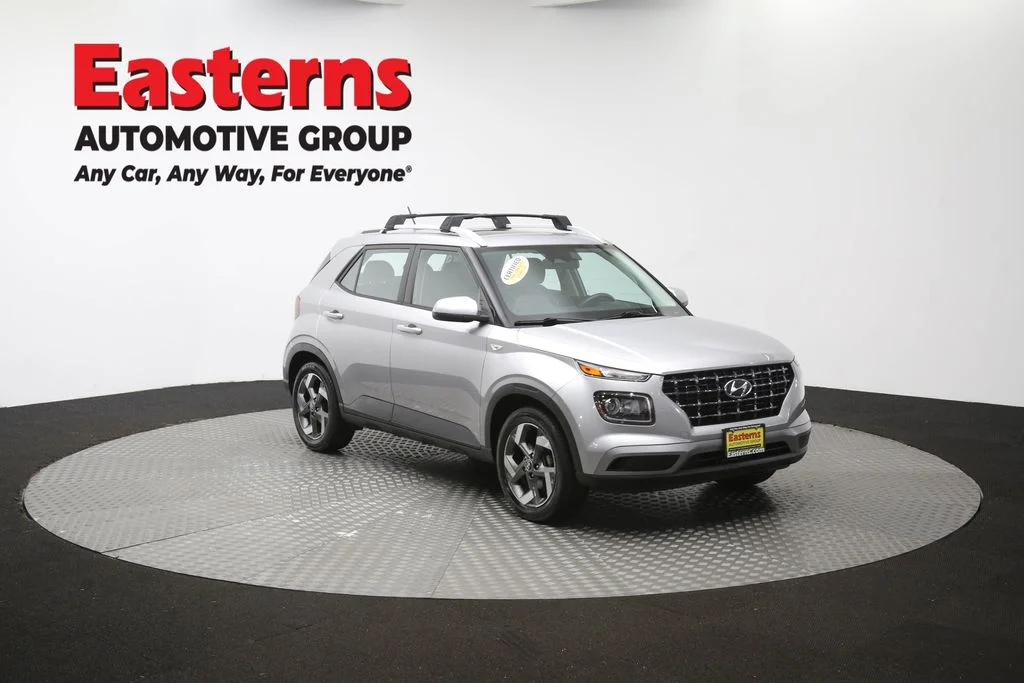 Used 2023 Silver Hyundai SEL image 52