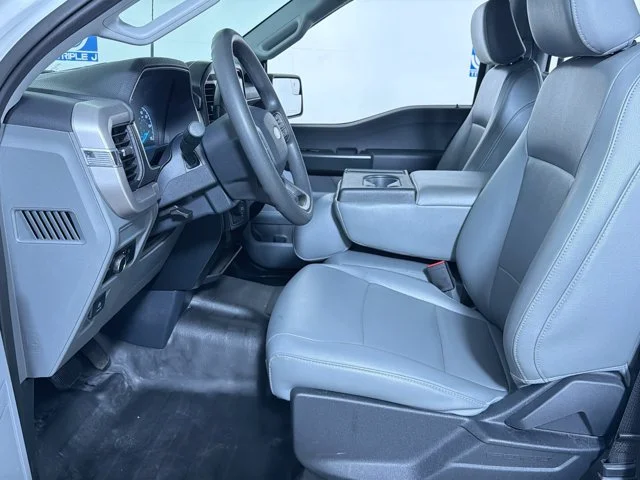Used 2023 OXFORD WHITE Ford XL SuperCrew image 18