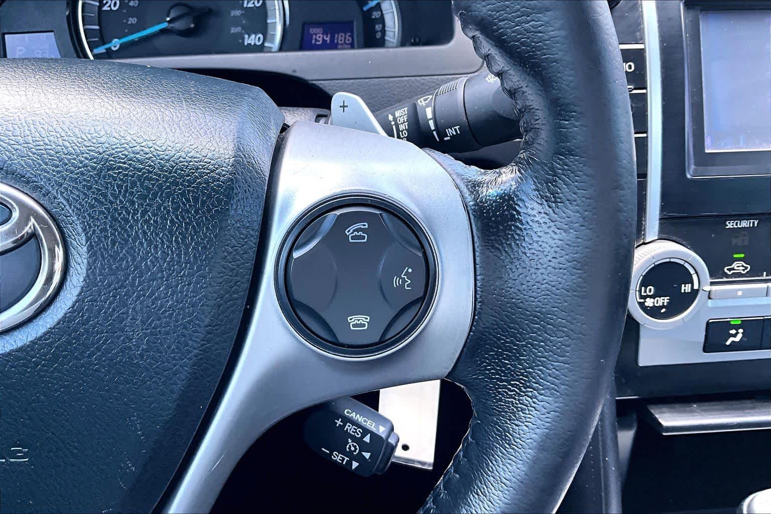 Used 2012 Classic Silver Metallic Toyota SE image 23