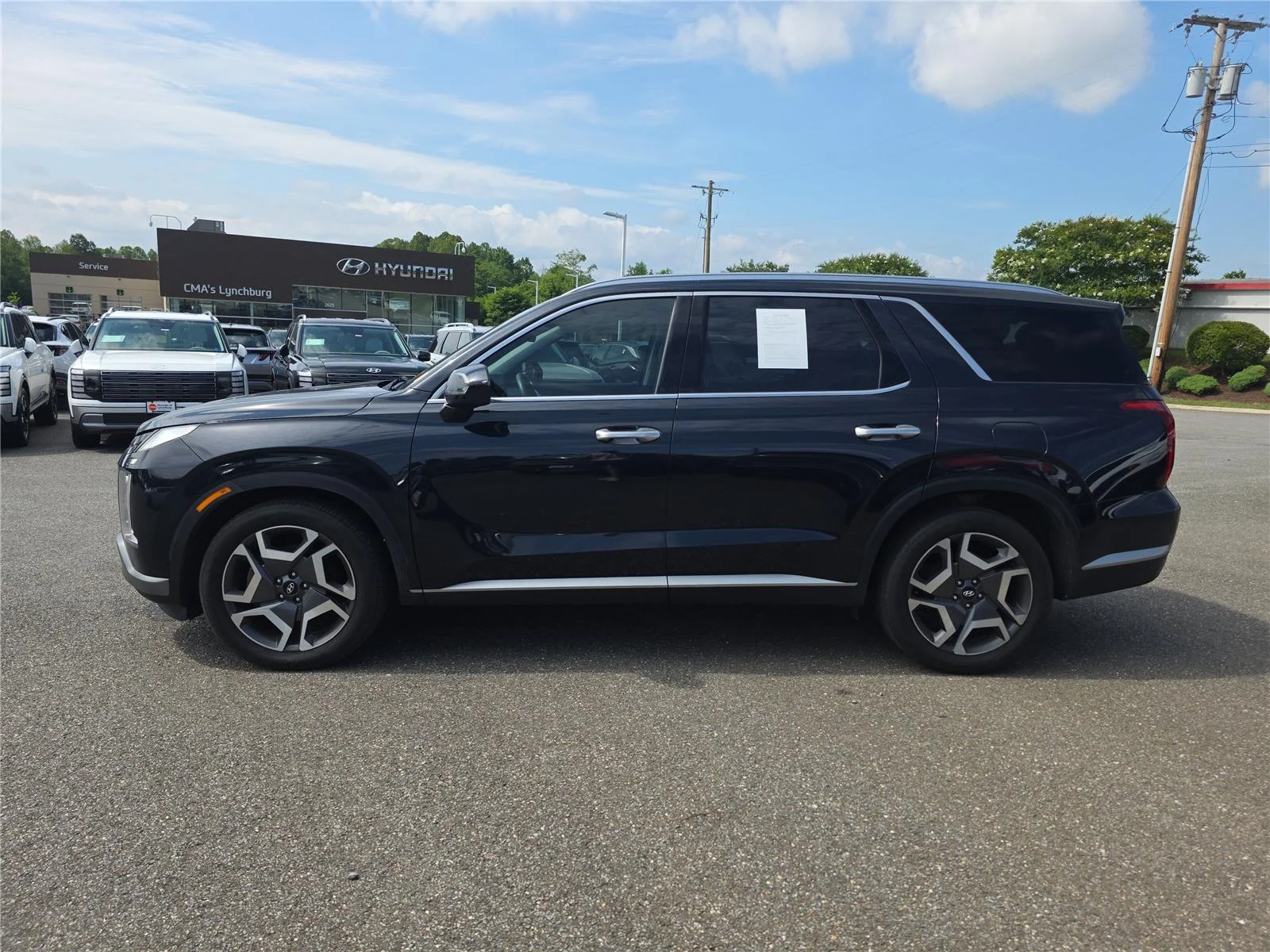 Used 2023 Moonlight Cloud Hyundai SEL image 21