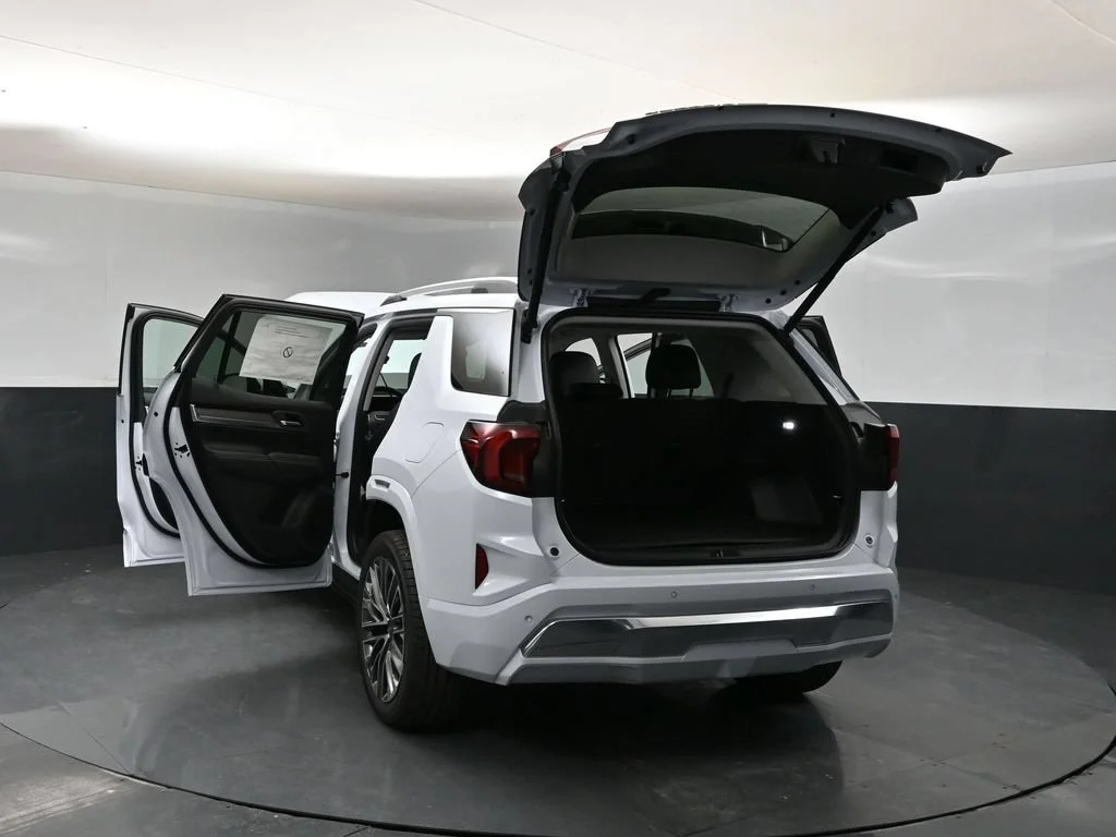 New 2026 Glacier White Tricoat GMC Denali image 40