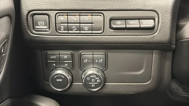 Used 2023 Summit White GMC Denali image 33